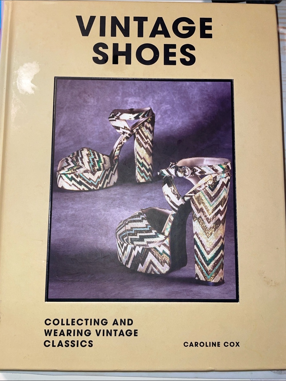 VINTAGE SHOES- Hardcover book by Caroline Cox . Vg condition
